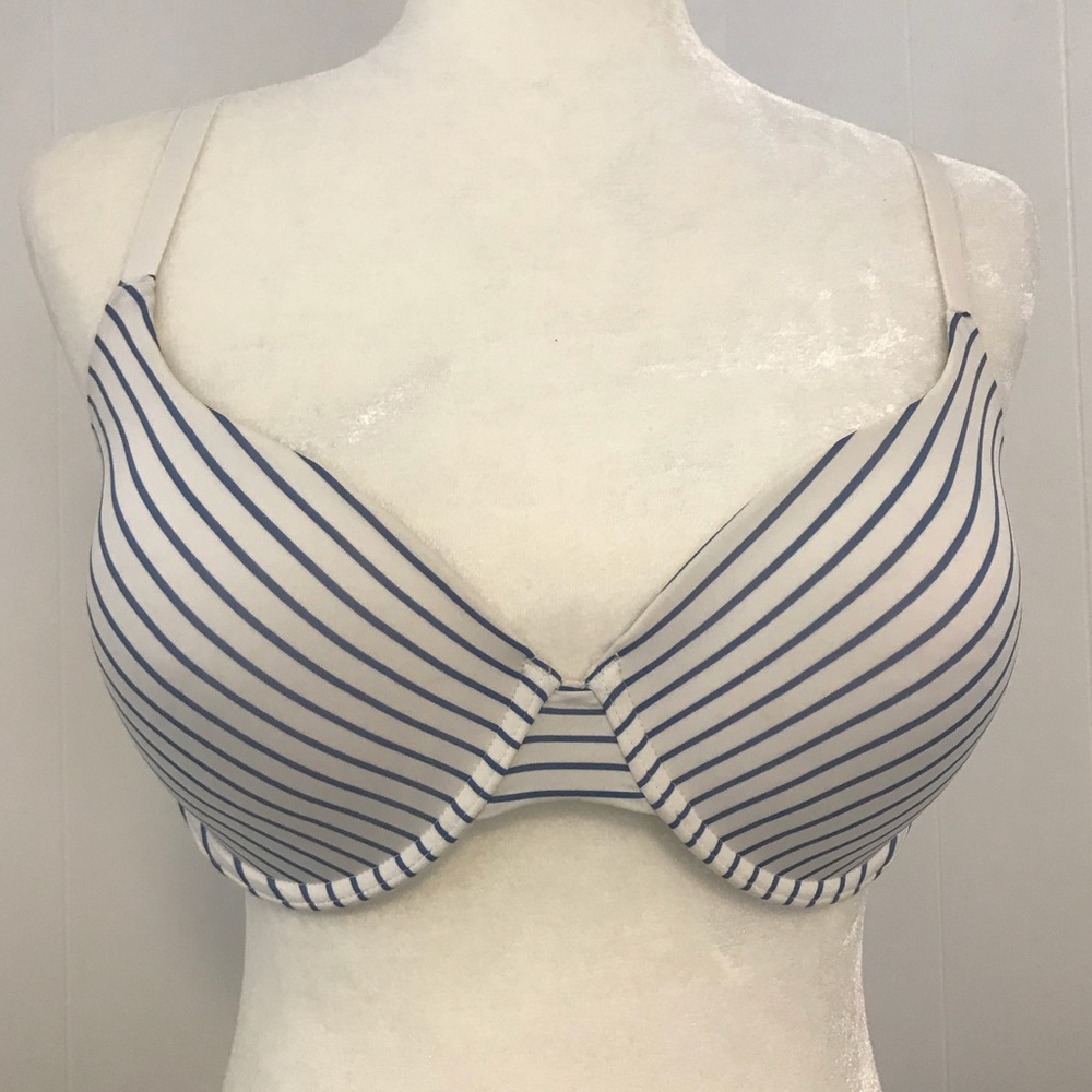 💲Blue and white striped bra